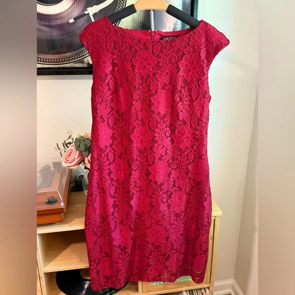 Kasper Red Floral Lace Sheath Dress Medium Cap Sleeve 35” Lined Cocktail - Picture 6 of 6